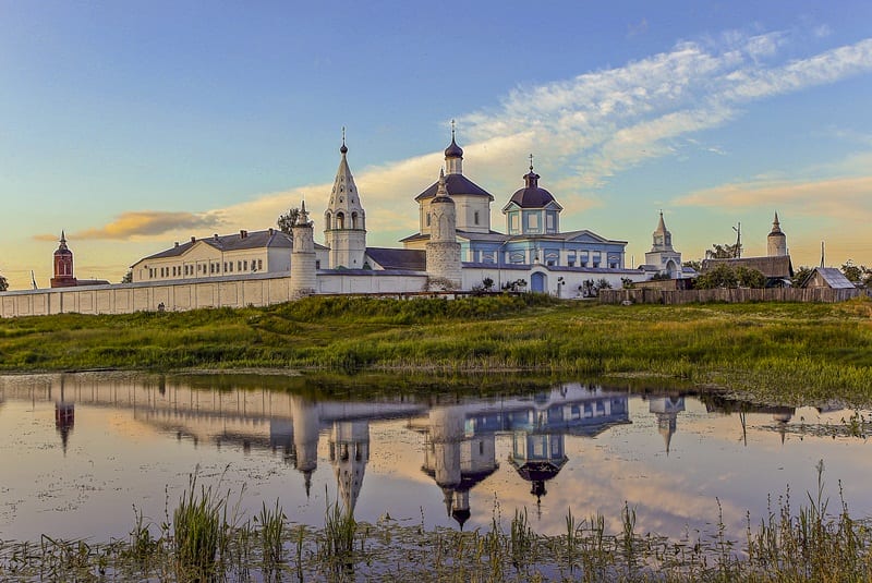 Бобренев монастырь