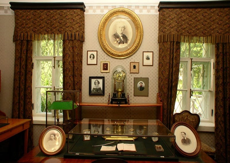 muzej zapovednik muranovo glavnyj dom kabinet dvuh pojetov