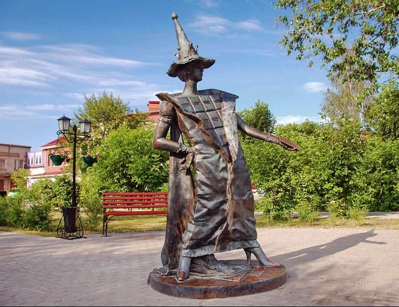 Памятник Шоколаду Покров