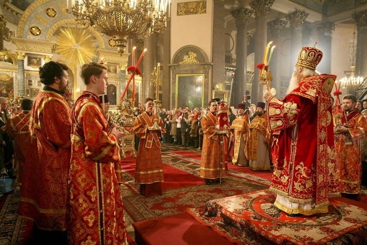 sluzhba v pravoslavnom hrame2